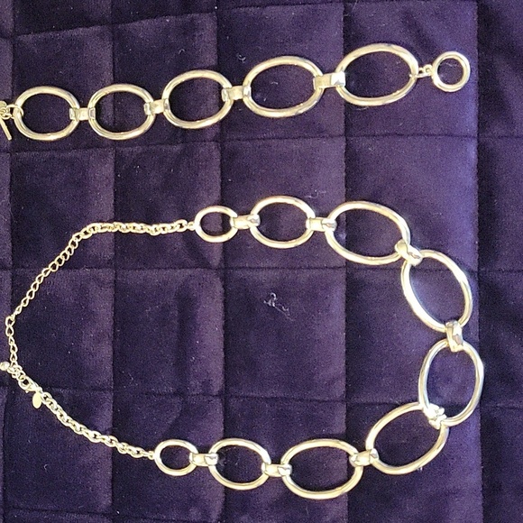 Elegant Silver Chain Necklace and Bracelet Set Premier Designs-Gilford - Picture 13 of 14